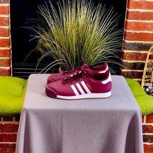 Adidas Mens Samoa tennis shoes! Size 10